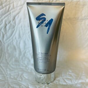 Monat Studio One Air Dry Cream